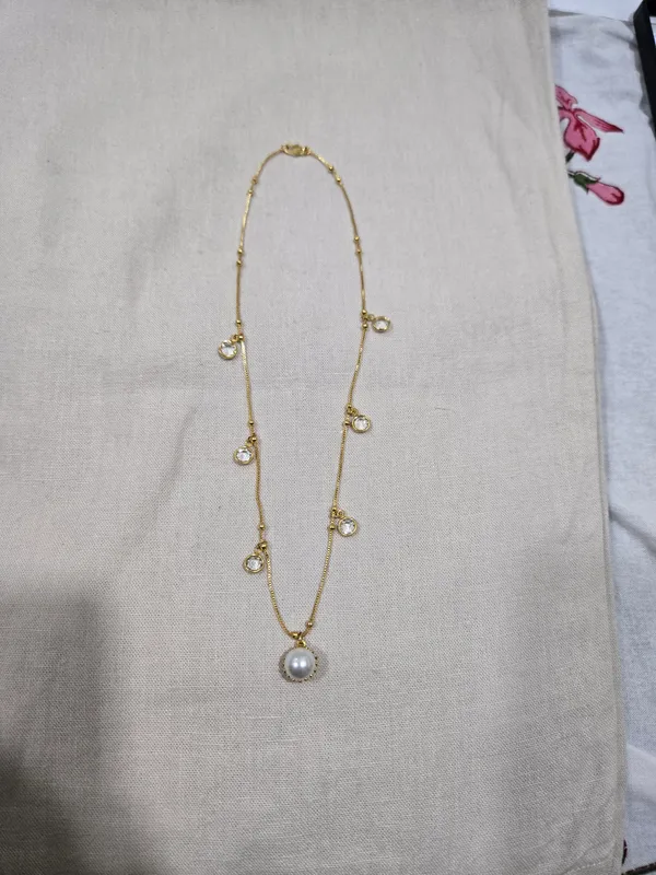 Gold_Tone_Pearl_Charm_Necklace_for_Women
