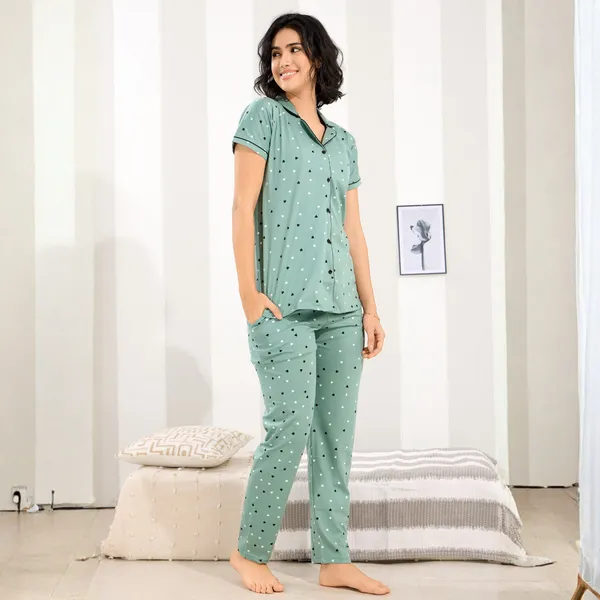 Printed_Night_Suit_Set_Of_Shirt_&_Pyjama_|_Collar_Neck,_Half_Sleeve_&_Relaxed_Fit_Pyjama_Set