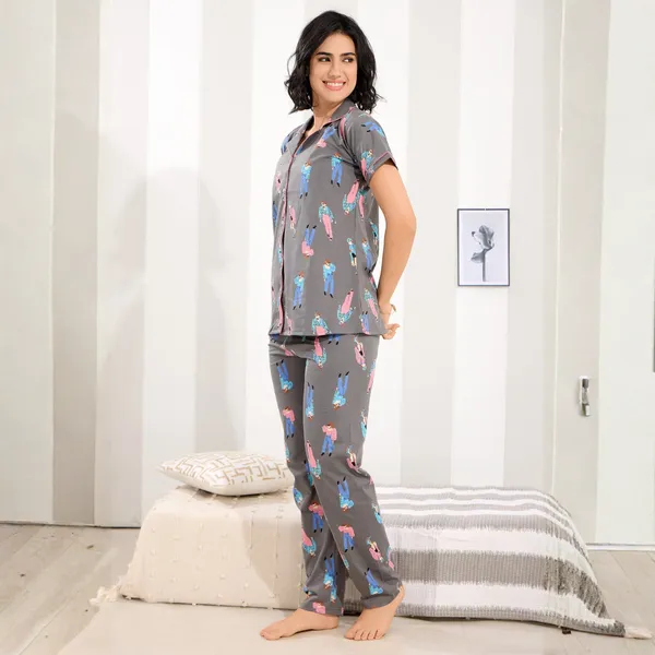 Printed_Night_Suit_Set_of_Shirt_&_Pyjama_|_Collar_Neck,_Half_Sleeve_&_Relaxed_Fit_Pyjama_Set