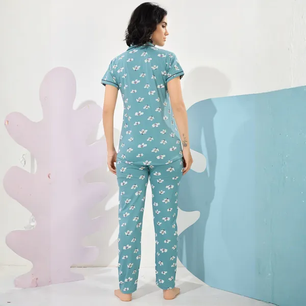 Printed_Night_Suit_Set_Of_Shirt_&_Pyjama_|_Collar_Neck,_Half_Sleeve_&_Relaxed_Fit_Pyjama_Set
