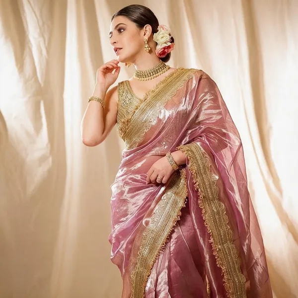 Flagged_Mashru_Silk_Saree_With_Blouse_Piece_For_Women