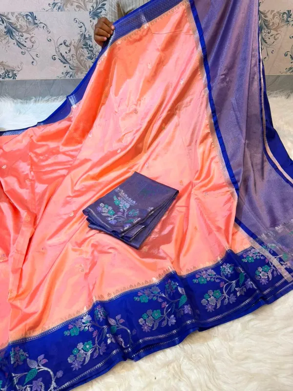 Peach_Raw_Mango_Silk_Saree_With_Blouse_Piece_For_Women