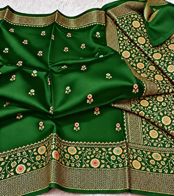 Green_Organza_Saree_With_Blouse_Piece_For_Women