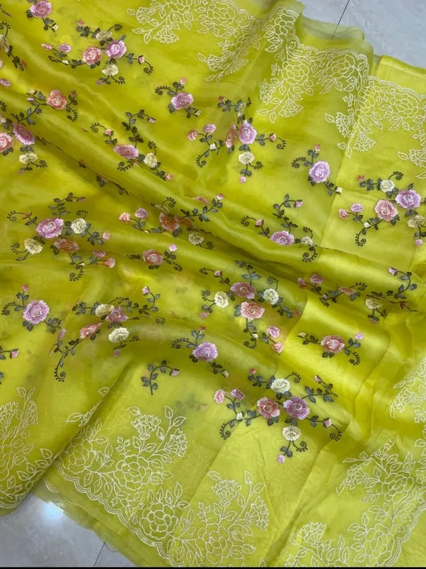 Lime_Green_Embroidery_Organza_Saree_With_Blouse_Piece_For_Women