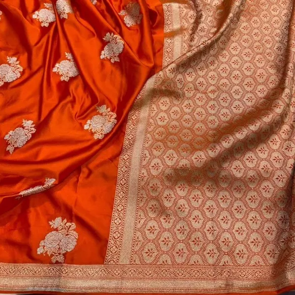 Orange_Mashru_Silk_Saree_With_Blouse_Piece_For_Women