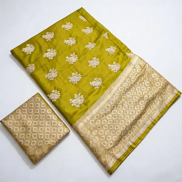 Green_Mashru_Silk_Saree_With_Blouse_Piece_For_Women