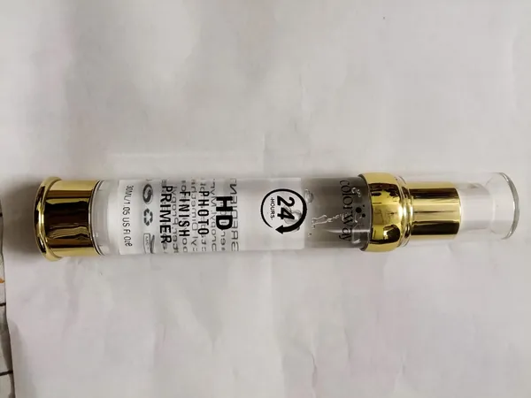 HD_Photo_Finish_Liquid_Foundation
