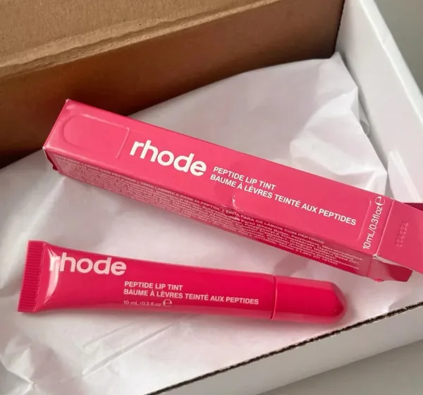 Rhode_Peptide_Lip_Tint_Guava_Splitz_Hydrating_Treatment