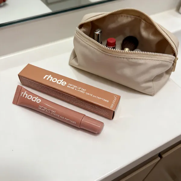 Rhode_Peptide_Lip_Tint_Toast_Shea_Butter