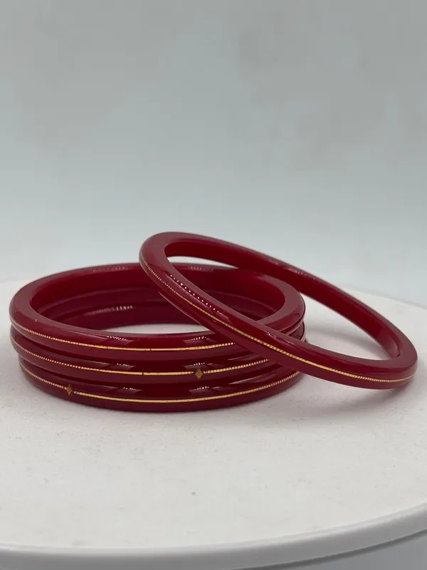 Maroon_Gold_Tone_Embellished_Bangle_Set_for_Women