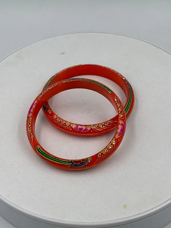 Red_Embellished_Traditional_Bangles_for_Women