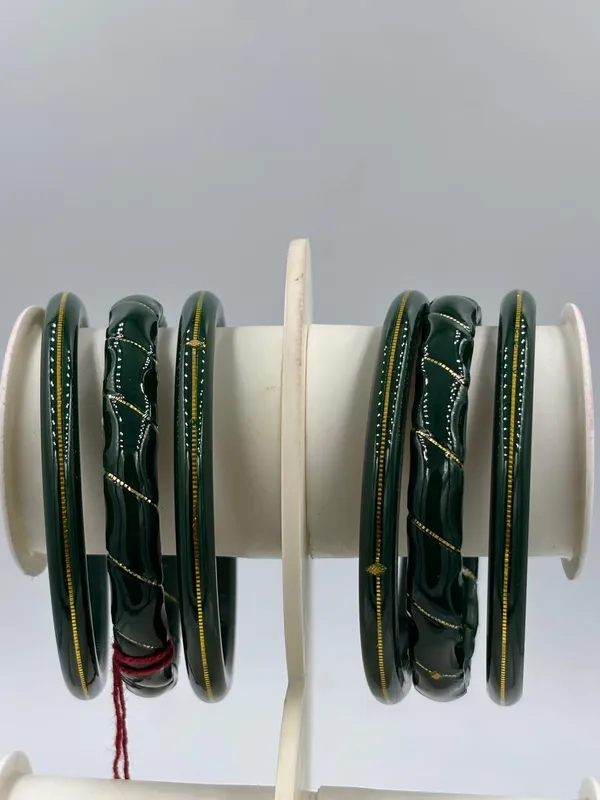 Shreenathji_Gold_Daily_Wear_&_Festive_Bangles_22K_Gold_Green_Colour_Bangle_Set_(Pack_of_6)