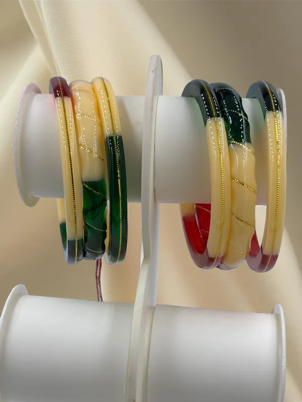 Multicolour_Traditional_Bangle_Set_for_Women