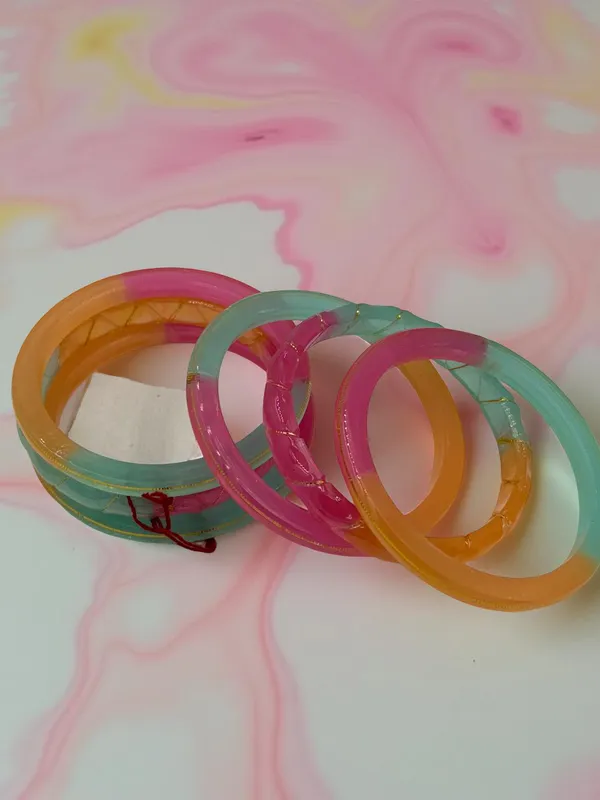 Multicolour_Acrylic_Embellished_Bangles_for_Women