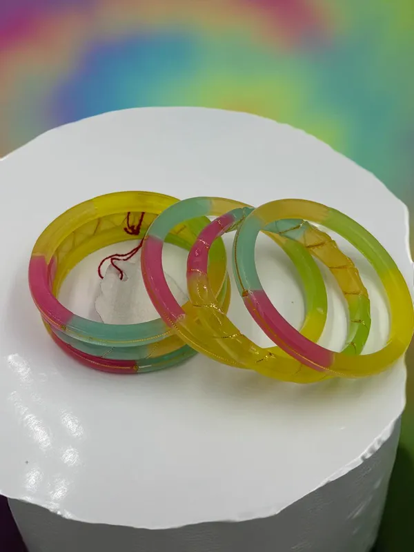 Multicolor_Patterned_Bangles_Set_for_Women