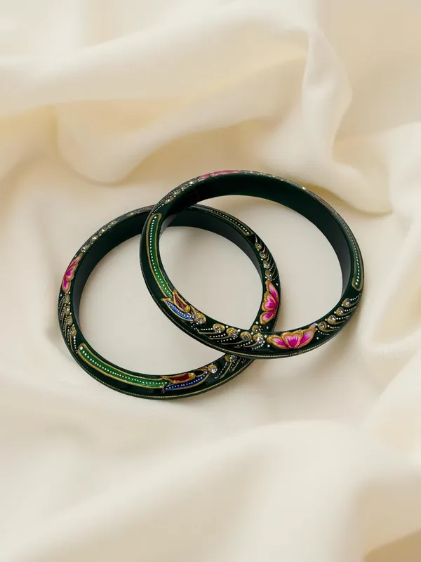 Shreenathji_Gold_Minimalist_Everyday_Traditional_Hand_Painted_22K_Gold_Bound_Green_Plastic_Base_Bangles_(Pack_Of_2)