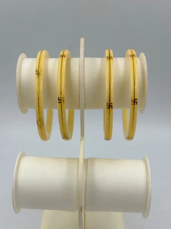 Yellow_Gold_Tone_Patterned_Bangles_for_Women