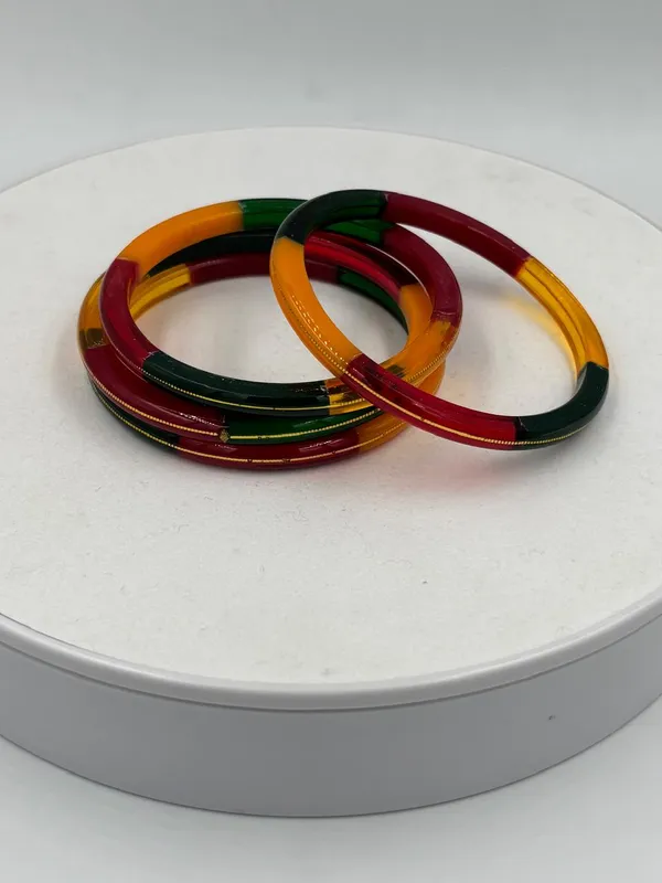 Multicolour_Glass_Traditional_Bangles_for_Women