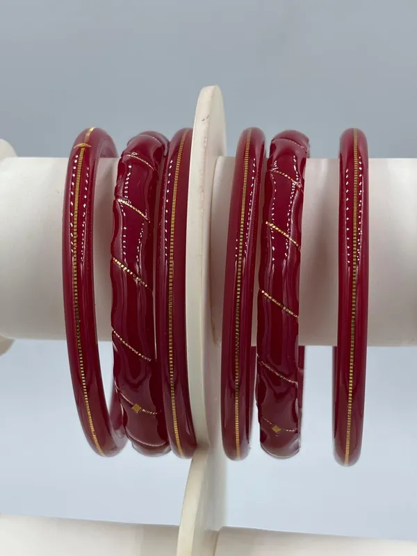 Maroon_Gold_Tone_Embellished_Bangle_Set_for_Women