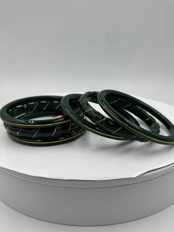 Black_Stitched_Car_Steering_Wheel_Cover_Set