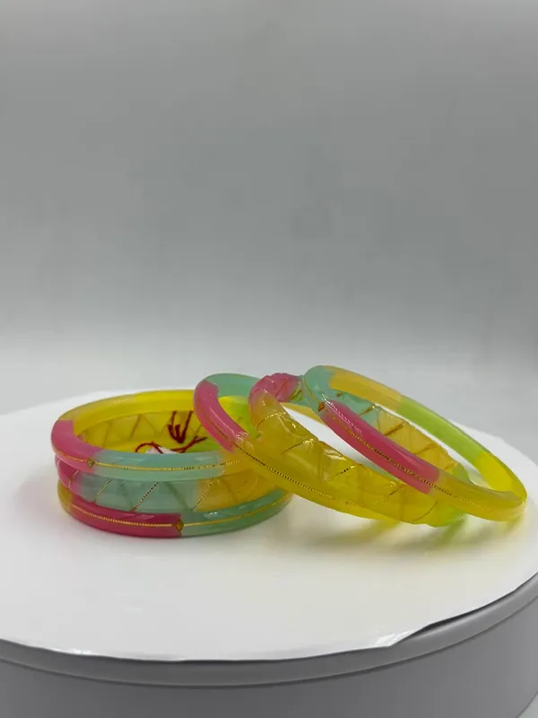Multicolor_Patterned_Bangles_Set_for_Women
