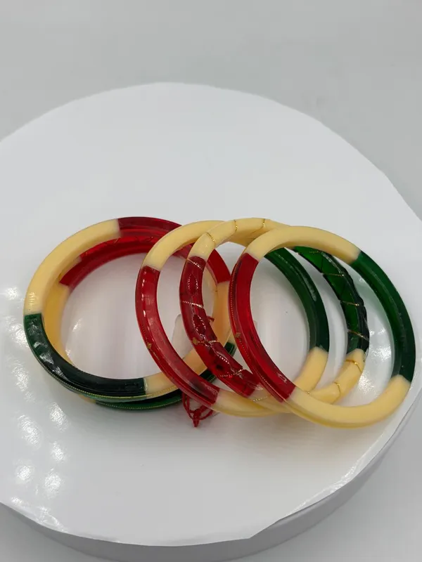 Multicolour_Traditional_Bangle_Set_for_Women