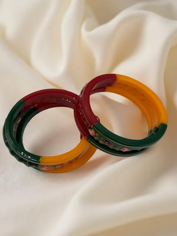 Shreenathji_Gold_Daily_Wear_&_Festive_Bangles_22K_Gold_Hand_Painted_Tri_Colour_Red,_Green_&_Orange_Bangle_Set_(Pack_of_6)