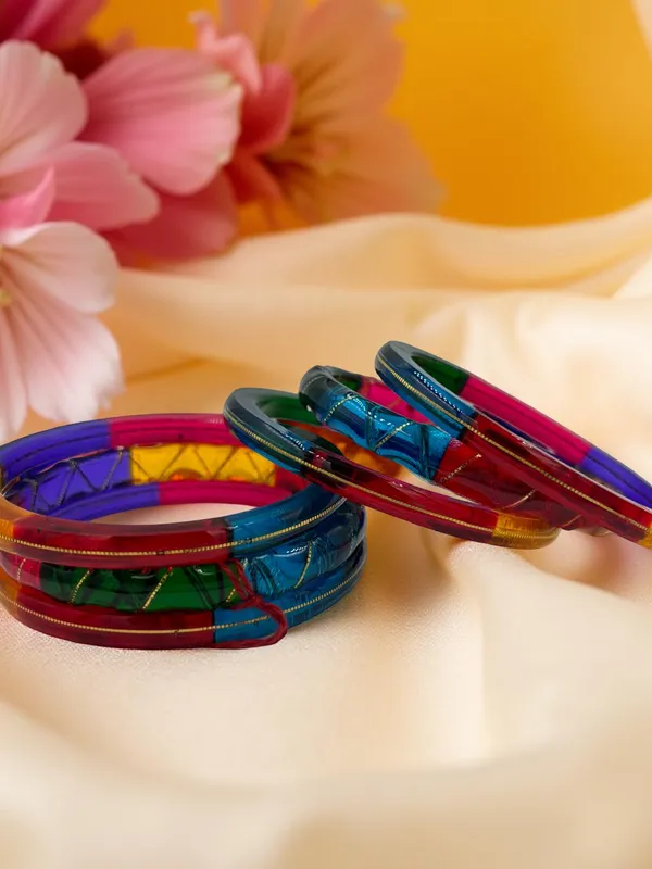 Multicolour_Traditional_Style_Bangles_Set_for_Women