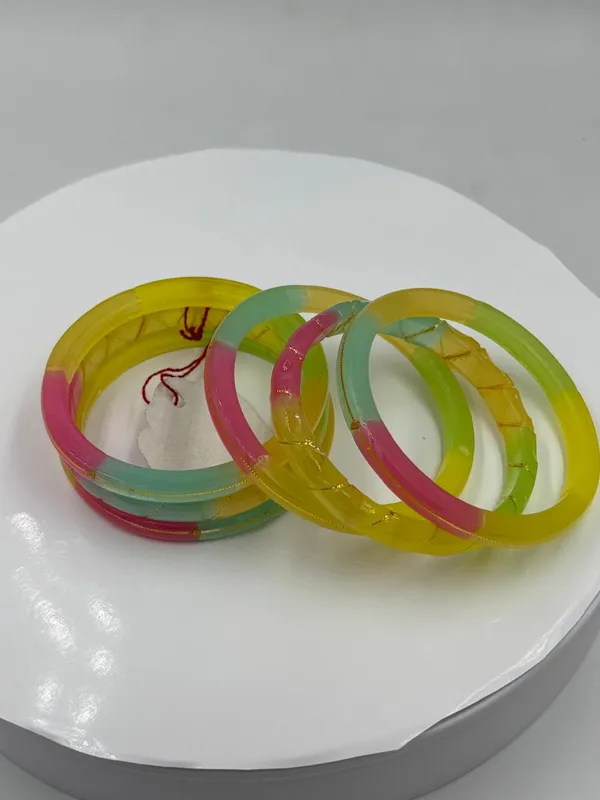 Multicolor_Patterned_Bangles_Set_for_Women