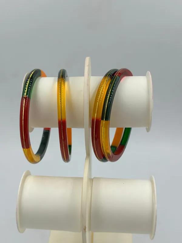 Shreenathji_Gold_Everyday_Luxury_Bangles___4_Pcs_Authentic_22K_Yellow_Gold_&_Multicolour_Transparent_Acrylic_Churi_Set_(Set_Of_4)