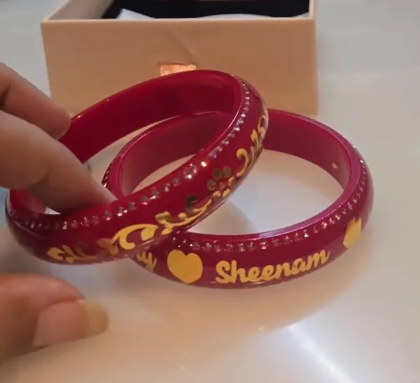Red_Decorative_Pair_Bangles_for_Women