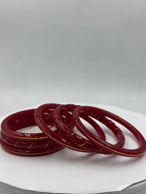 Maroon_Gold_Tone_Embellished_Bangle_Set_for_Women