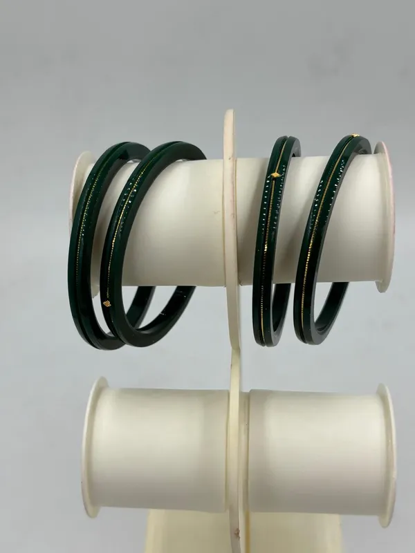 Green_Gold_Accented_Bangle_Set_for_Women