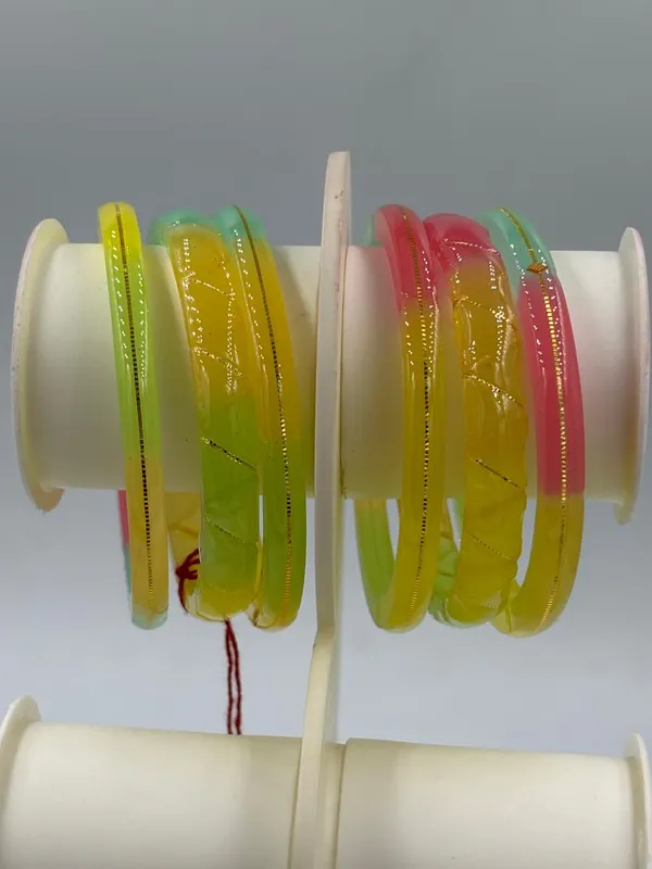 Multicolor_Patterned_Bangles_Set_for_Women