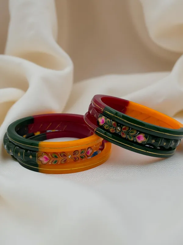 Shreenathji_Gold_Daily_Wear_&_Festive_Bangles_22K_Gold_Hand_Painted_Tri_Colour_Red,_Green_&_Orange_Bangle_Set_(Pack_of_6)