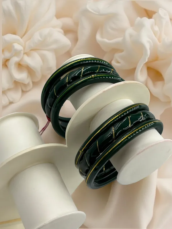 Shreenathji_Gold_Daily_Wear_&_Festive_Bangles_22K_Gold_Green_Colour_Bangle_Set_(Pack_of_6)