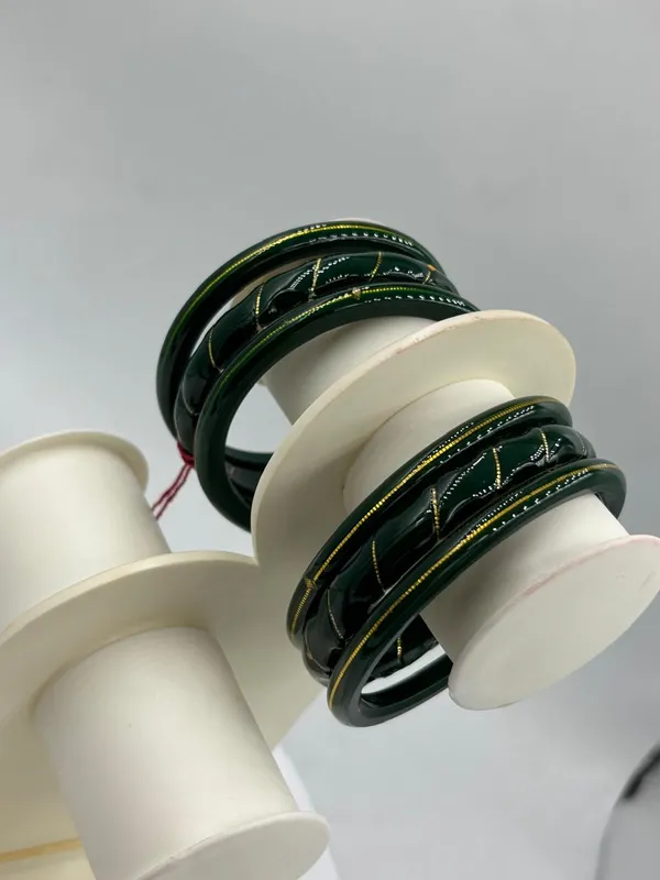 Shreenathji_Gold_Daily_Wear_&_Festive_Bangles_22K_Gold_Green_Colour_Bangle_Set_(Pack_of_6)