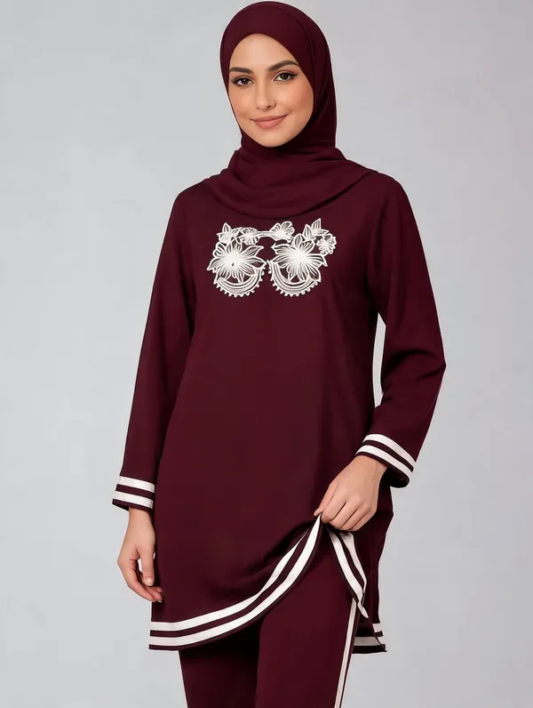 Maroon_Cye_Crush_Embroidered_Relaxed_Tunic_Set_For_Women