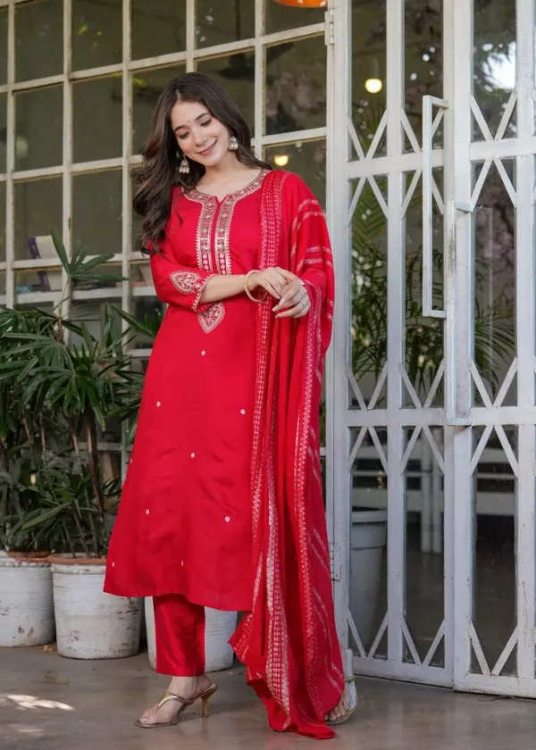 Red_Embroidered_Straight_Kurta_Set_For_Women