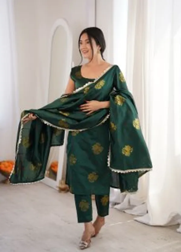 Green_Floral_Print_Ethnic_Suit_Set_For_Women