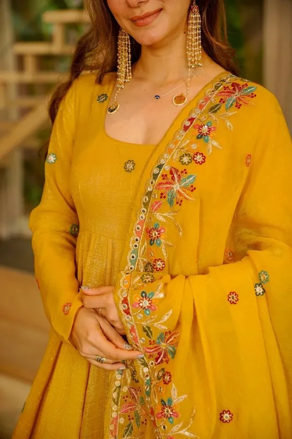 Yellow_Embroidered_Anarkali_Suit_Set_For_Women