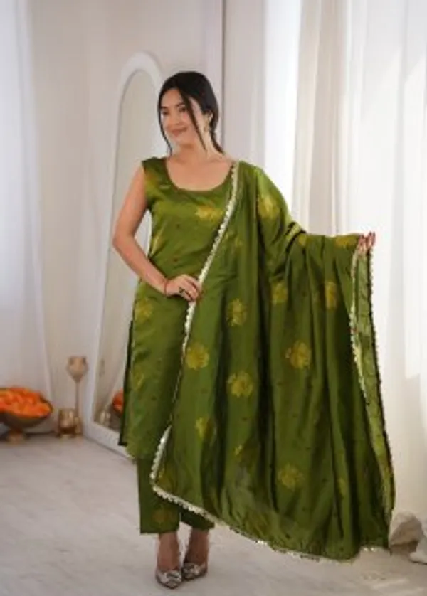 Green_Floral_Print_Kurta_Set_For_Women