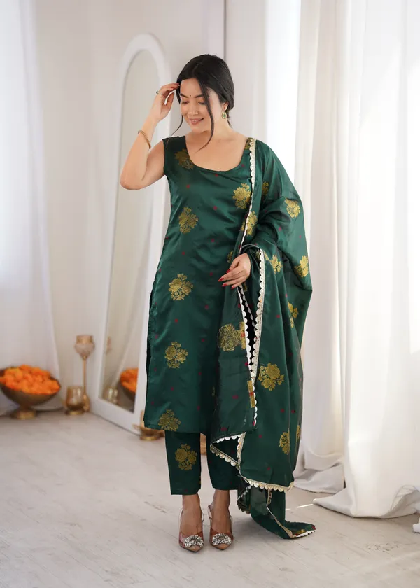 Green_Floral_Print_Ethnic_Suit_Set_For_Women