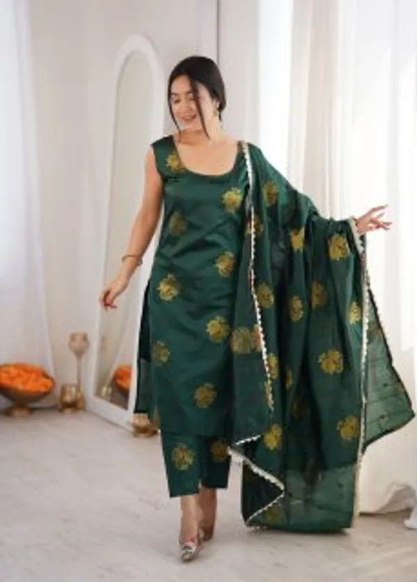 Green_Floral_Print_Ethnic_Suit_Set_For_Women