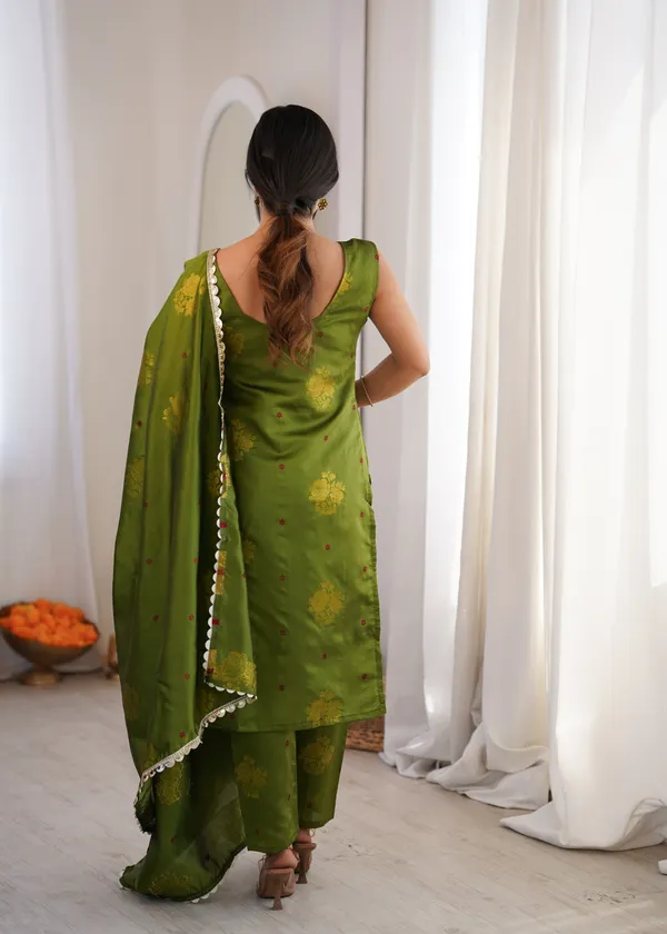 Green_Floral_Print_Kurta_Set_For_Women
