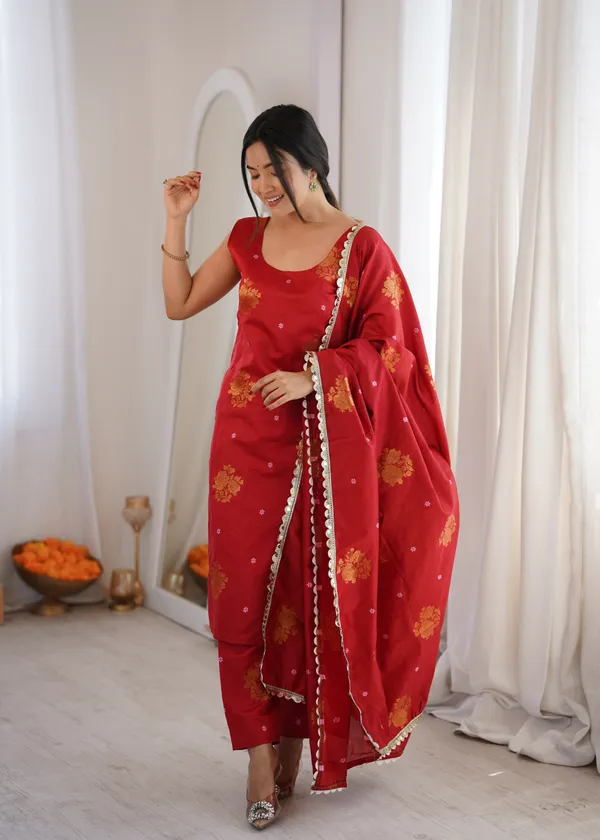 Red_Printed_Straight_Suit_Set_For_Women