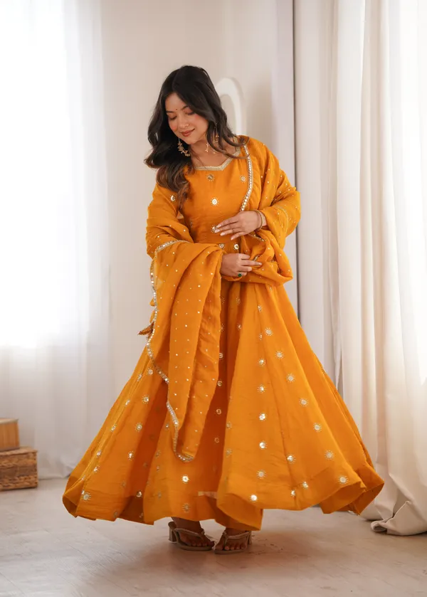 Orange_Embellished_Anarkali_Suit_Set_For_Women