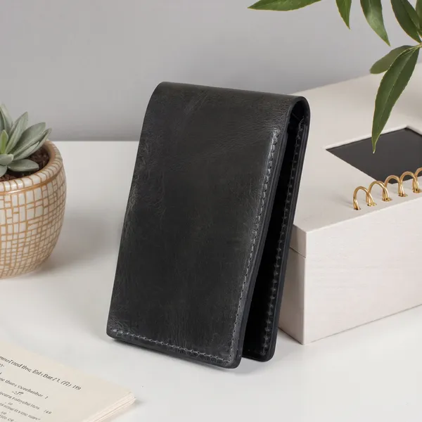 Black_Signature_Genuine_Leather_Bi_Fold_Wallet_For_Men