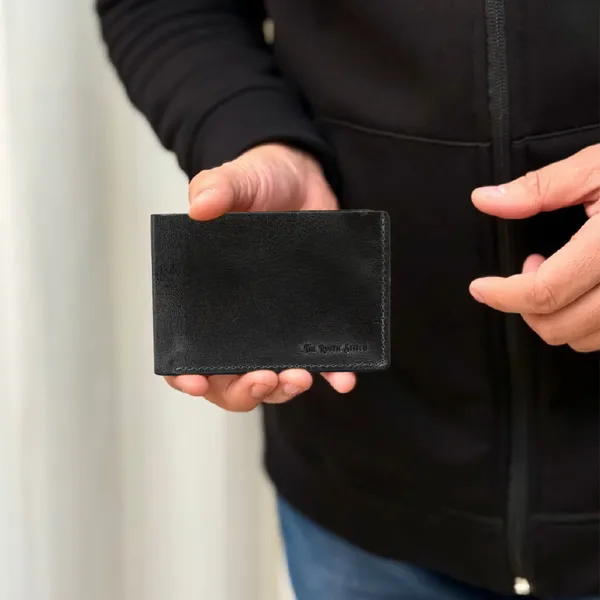 Black_Signature_Genuine_Leather_Bi_Fold_Wallet_For_Men