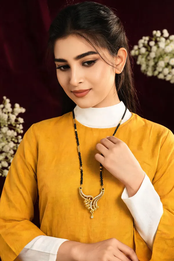 Gold_Brass_Mangalsutra_For_Women